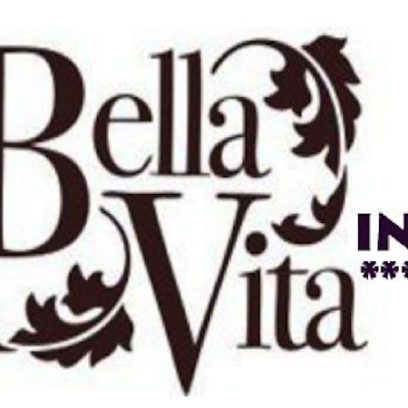 Bella Vita Inn Waterloo Ngoại thất bức ảnh